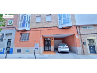 VENTA ESTUDIO CON PLAZA DE GARAJE EN CALLE CANTUESO