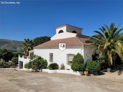 villa en Venta en Iznajar