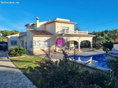 Villa familiar en venta en zona tranquila en Jávea (Alicante - Costa Blanca)