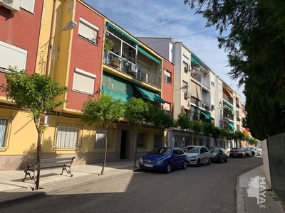 Piso en venta en Calle Maestro Alfredo Martos, Baja, 23700, Linares (Jaén)