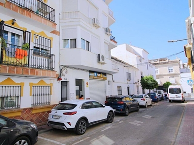 Venta Piso en Calle Malara 15. Coín. Buen estado segunda planta