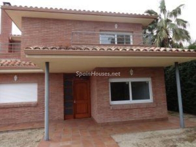 Casa independiente en venta en Premià de Dalt