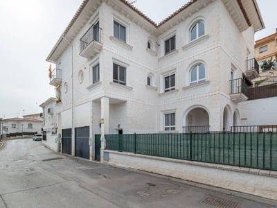 Venta Casa unifamiliar en De La Gallomba 7 Gójar. Con terraza 219 m²