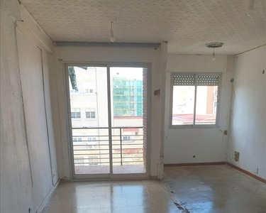 Venta de piso con terraza en Coimbra-Guadarrama (Móstoles)