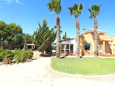 Villa en venta en Algoda-Matola-Llano de San José, Elche