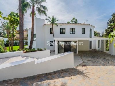 Villa en venta en Paraiso-Borronal, Estepona