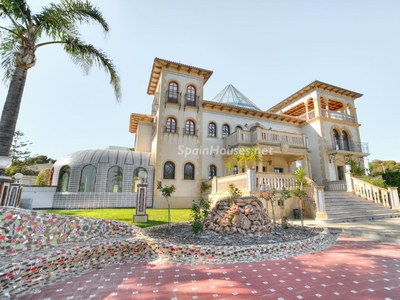 Villa en venta en Villamartín-Las Filipinas, Orihuela