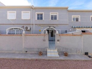 PRECIOSA CASA ADOSADA EN EL CHAPARRAL CON 3 DORMITORIOS - 2 TERRAZAS