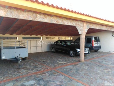 Casa para comprar en Hinojal, España