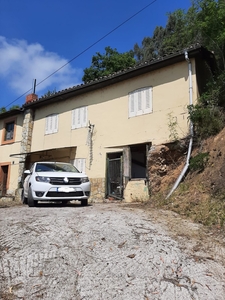 Casa para comprar en Mieres, España