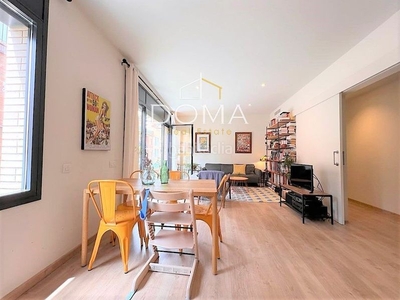 Alquiler piso en alquiler , con 116 m2, 3 habitaciones y 2 baños, amueblado, aire acondicionado y calefacción radiadores. en Barcelona