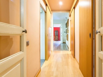 Alquiler piso ideal estudiantes o para compartir en el centro de la ciudad condal en Barcelona