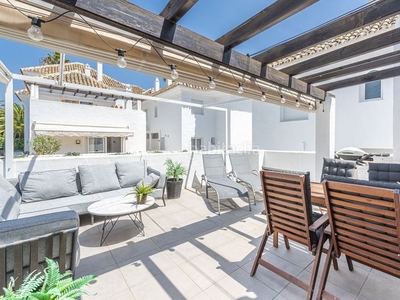 Ático apartamento en venta en nueva andalucia, en Marbella