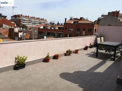 Ático dúplex de 4 habitaciones y gran terraza junto a la rambla en Terrassa