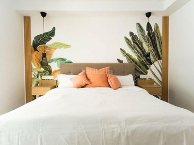 Casa adosada con 4 habitaciones amueblada con parking, piscina, calefacción, aire acondicionado y jardín en Marbella
