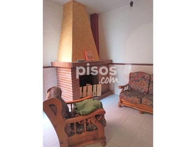 Casa adosada en venta en Calle Nao Victoria