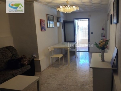 Casa adosada planta baja amueblada en bda las 600, de 3 dormitorios, 2 baños, patio y jardin. en Cartagena