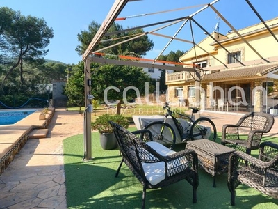 Chalet con dos casas independientes en Albalat dels Tarongers