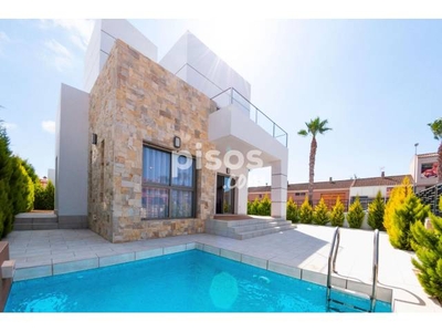 Chalet en venta en Calle de la Isla de Ibiza