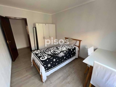 Piso en venta en Calle Albinyana, D