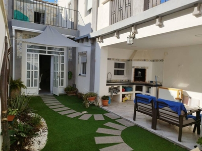 Venta Casa adosada en Trinquet Benaguasil. Con terraza 245 m²