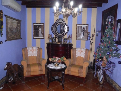 Venta Casa adosada Moguer. Buen estado 198 m²