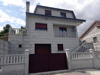 Venta Casa unifamiliar Ourense. Buen estado con terraza 500 m²