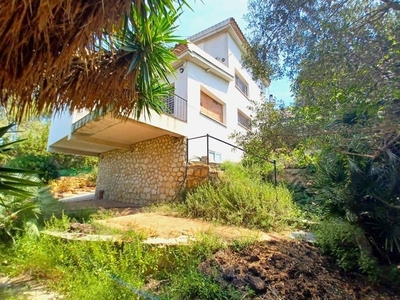 Venta Casa unifamiliar Tarragona. Con terraza 200 m²