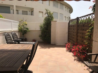 Venta Chalet Cambrils. Buen estado plaza de aparcamiento calefacción central 100 m²