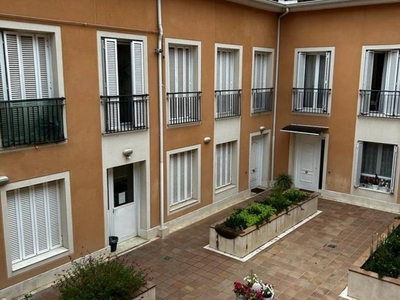 Venta Dúplex en Calle de Montesinos Aranjuez. 78 m²