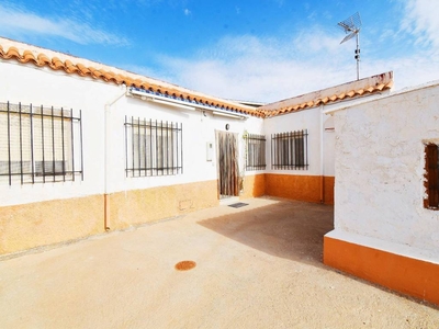 Venta Piso Adra. Con terraza