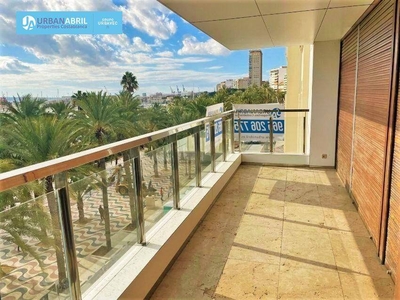 Venta Piso Alicante - Alacant. Piso de cuatro habitaciones Cuarta planta con terraza