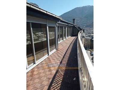 Venta Piso Andorra la Vella. Piso de cuatro habitaciones Buen estado con terraza