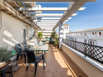 Venta Piso Atarfe. Piso de tres habitaciones en andalucia. Cuarta planta con terraza