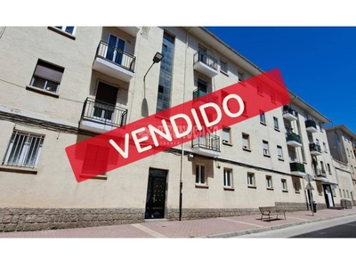 Venta Piso Ávila. Piso de tres habitaciones Tercera planta con balcón calefacción individual