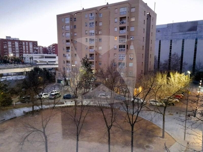 Venta Piso Badajoz. Piso de cuatro habitaciones Buen estado segunda planta