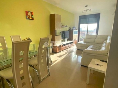 Venta Piso Badajoz. Piso de cuatro habitaciones Plaza de aparcamiento con terraza calefacción central