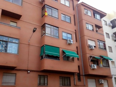 Venta Piso Cáceres. Piso de tres habitaciones Buen estado plaza de aparcamiento