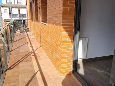 Venta Piso Castellar del Vallès. Piso de tres habitaciones Primera planta con terraza