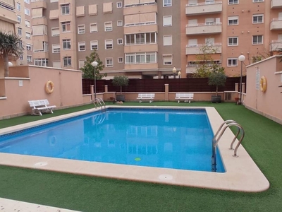 Venta Piso Elche - Elx. Piso de cuatro habitaciones Quinta planta con balcón