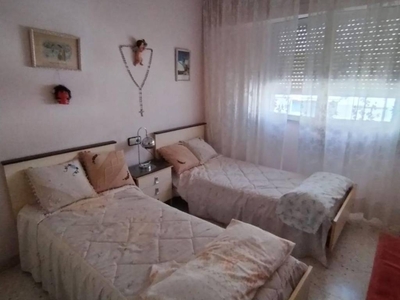 Venta Piso en Calle del Capitan Cortes 9. Benidorm