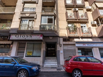 Venta Piso en Calle Infanta Cristina 15. Roquetas de Mar. Buen estado primera planta