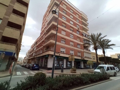 Venta Piso en Calle Manuel Fernandez Arriola. El Ejido