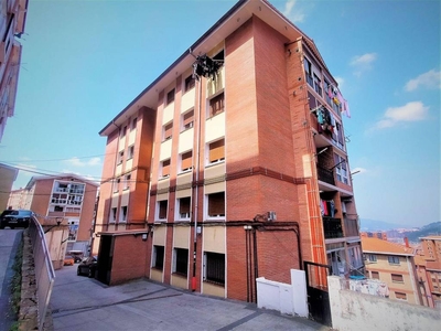 Venta Piso en Grupo zurbaranbarri 45 Bis. Bilbao. Buen estado segunda planta con balcón calefacción individual