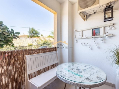 Venta Piso Finestrat. Piso de dos habitaciones en Avenida Aitana. Planta baja con terraza