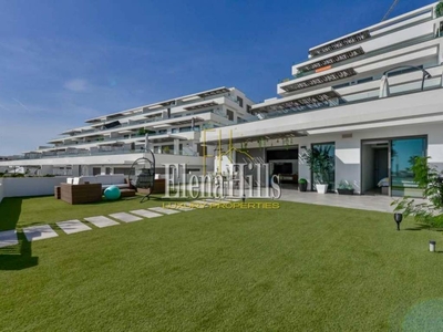 Venta Piso Finestrat. Piso de tres habitaciones Nuevo con terraza