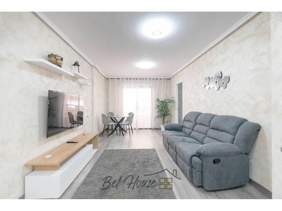 Venta Piso Guardamar del Segura. Piso de dos habitaciones en Calle Puerta del Tripoli 1. Buen estado con balcón