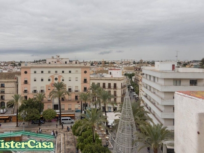 Venta Piso Jerez de la Frontera. Piso de cuatro habitaciones Tercera planta con terraza