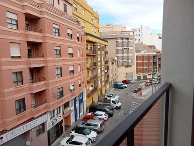 Venta Piso L'Alcora. Piso de tres habitaciones en del País Valencià. Tercera planta con terraza