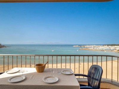 Venta Piso L'Escala. Piso de una habitación en Riells. Sexta planta con terraza